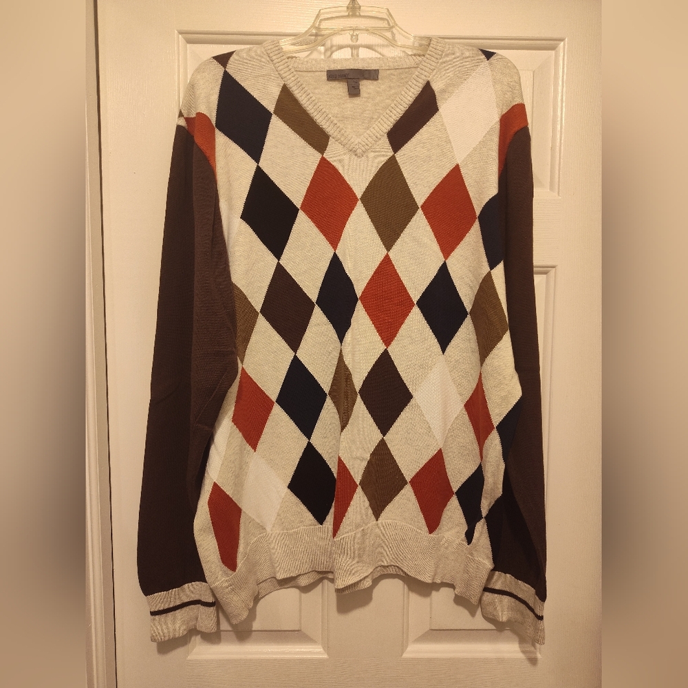 💚 Old Navy Argyle Sweater
